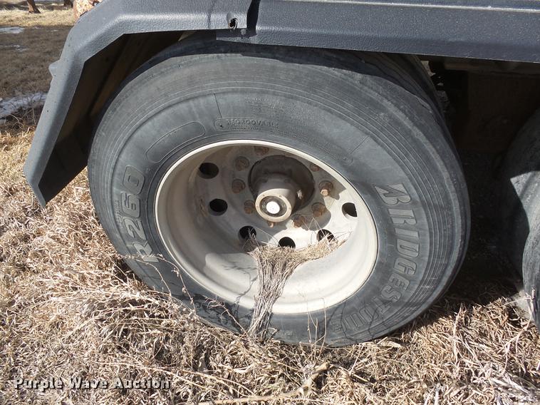 image for item DX9057 2001 CEI Pacer AT35L dry bulk trailer