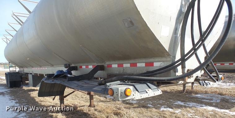 image for item DX9058 2003 CEI Pacer AT35ML dry bulk trailer
