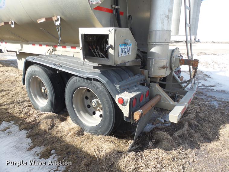 image for item DX9058 2003 CEI Pacer AT35ML dry bulk trailer