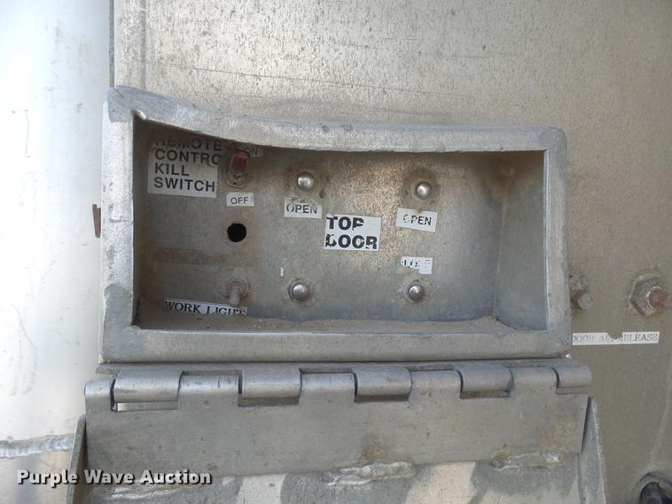 image for item DX9058 2003 CEI Pacer AT35ML dry bulk trailer