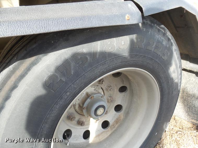 image for item DX9058 2003 CEI Pacer AT35ML dry bulk trailer