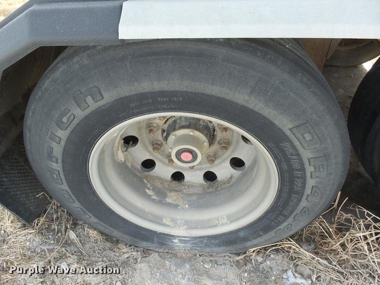 image for item DX9058 2003 CEI Pacer AT35ML dry bulk trailer