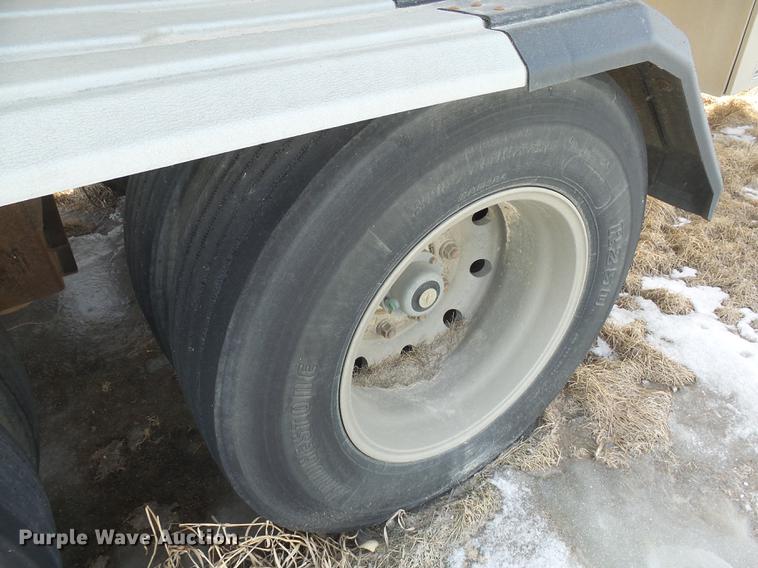 image for item DX9058 2003 CEI Pacer AT35ML dry bulk trailer