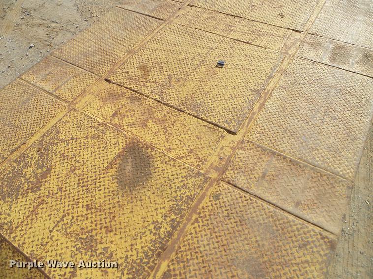 image for item EE9647 1990 Phelan/Talbert WTT-50H-FN-T1 lowboy equipment trailer