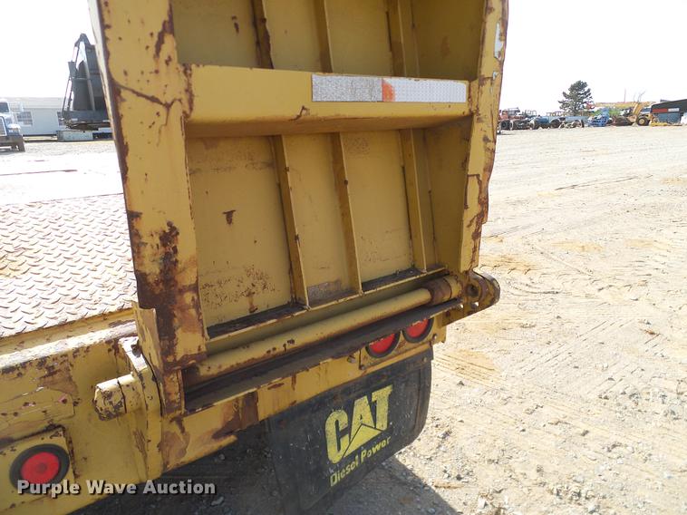 image for item EE9647 1990 Phelan/Talbert WTT-50H-FN-T1 lowboy equipment trailer