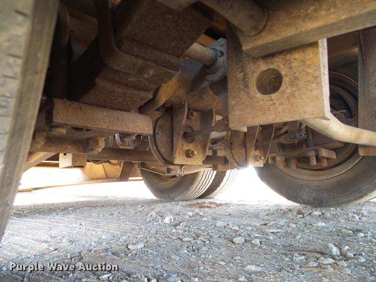 image for item EE9647 1990 Phelan/Talbert WTT-50H-FN-T1 lowboy equipment trailer