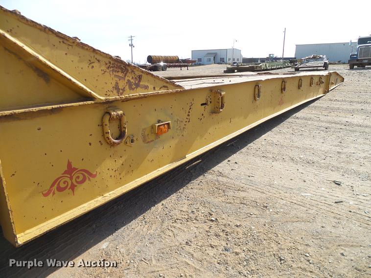 image for item EE9647 1990 Phelan/Talbert WTT-50H-FN-T1 lowboy equipment trailer