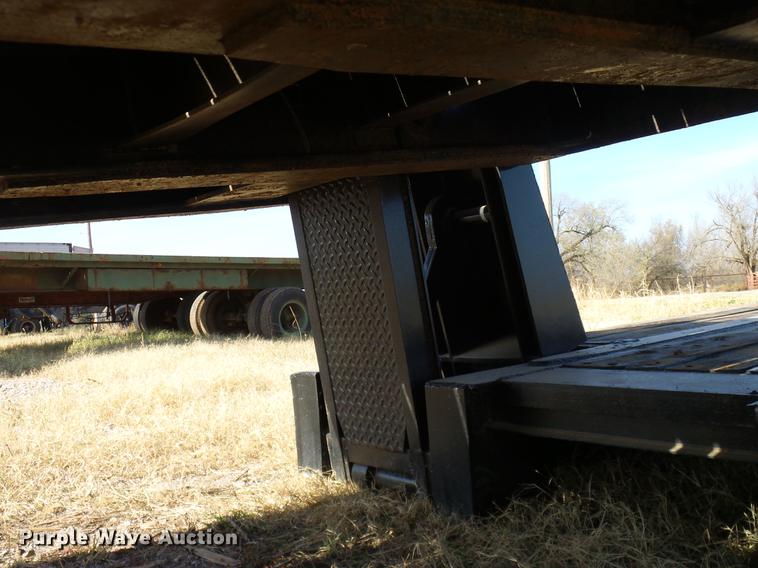 image for item EE9648 1969 Hyster lowboy equipment trailer