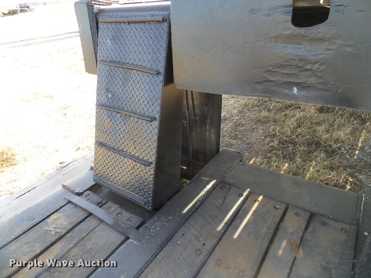 image for item EE9648 1969 Hyster lowboy equipment trailer