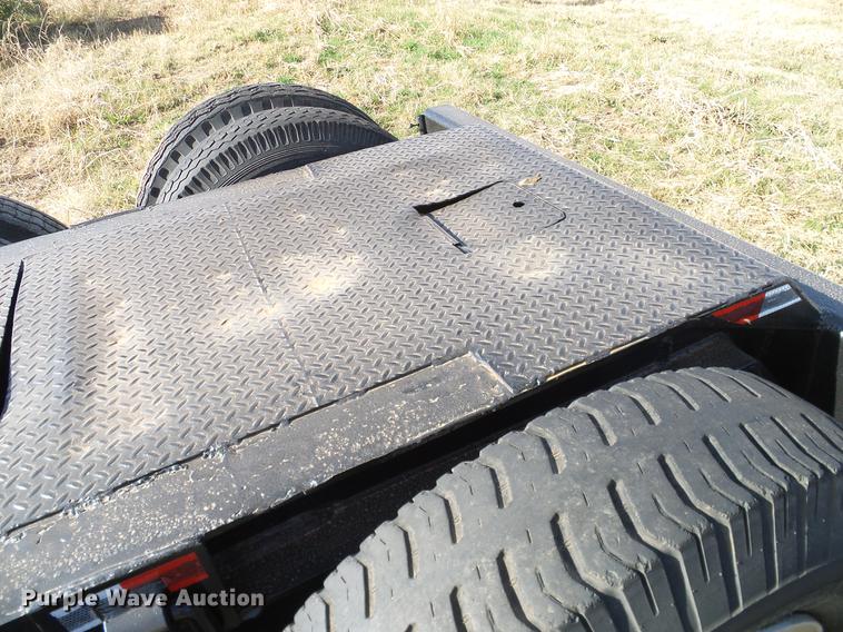 image for item EE9648 1969 Hyster lowboy equipment trailer