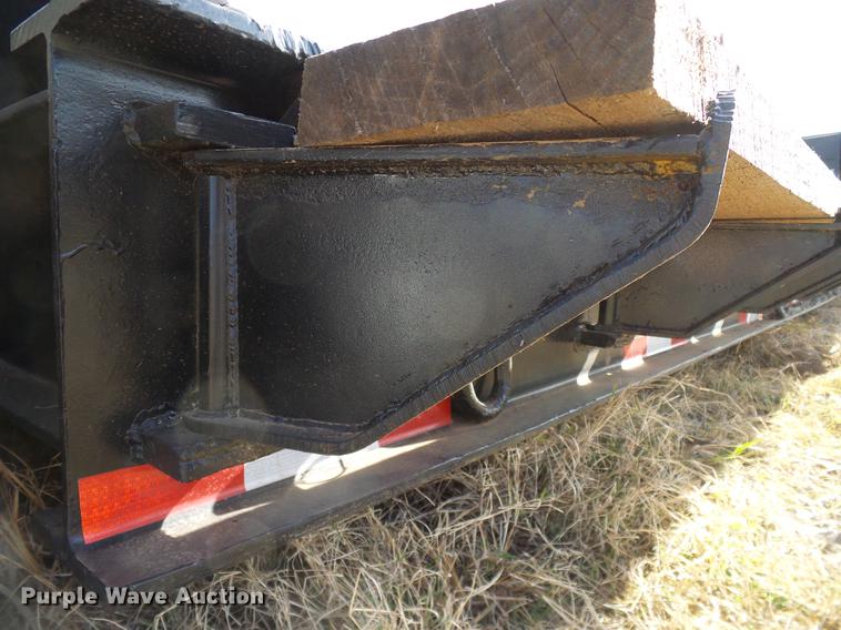 image for item EE9648 1969 Hyster lowboy equipment trailer