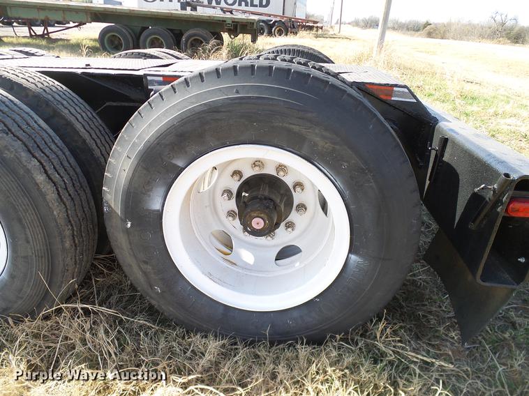 image for item EE9648 1969 Hyster lowboy equipment trailer