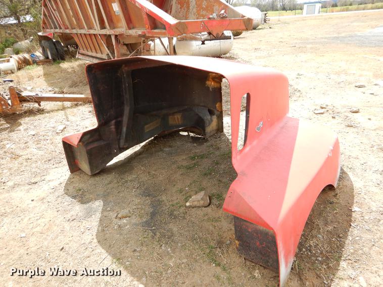 image for item EJ9843 (8) truck hoods