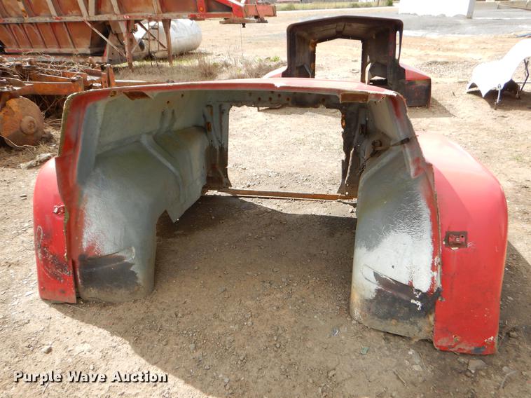 image for item EJ9843 (8) truck hoods