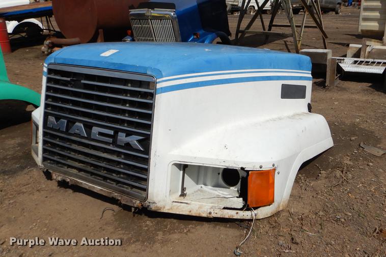 image for item EJ9843 (8) truck hoods