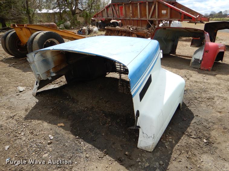 image for item EJ9843 (8) truck hoods