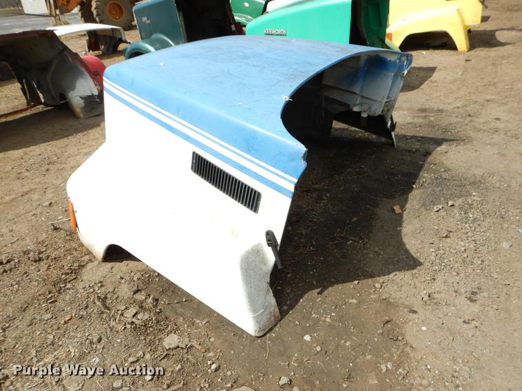 image for item EJ9843 (8) truck hoods