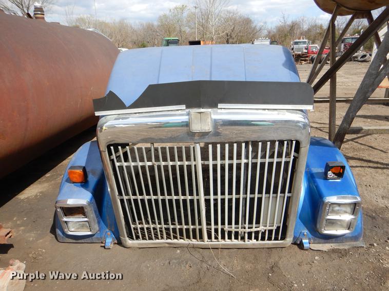 image for item EJ9843 (8) truck hoods