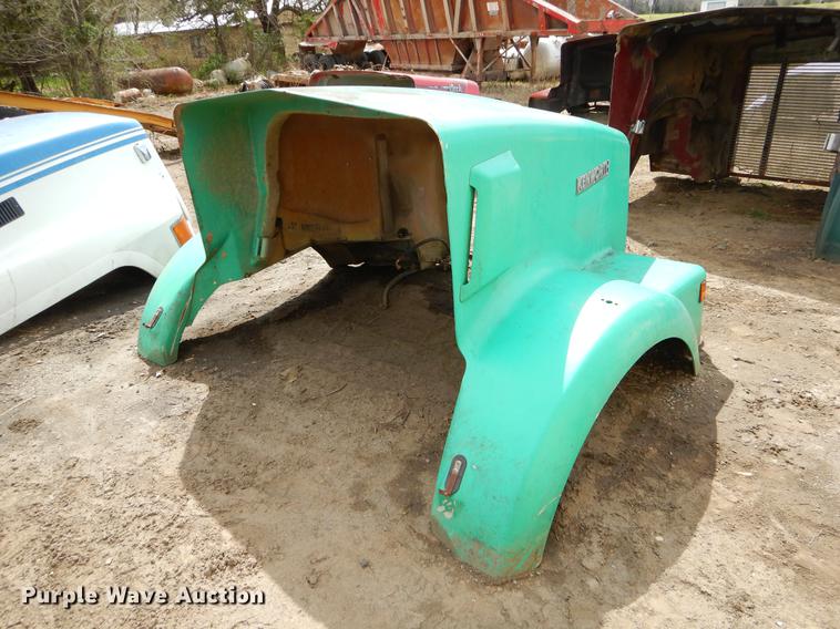 image for item EJ9843 (8) truck hoods