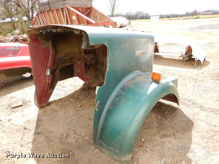 image for item EJ9843 (8) truck hoods