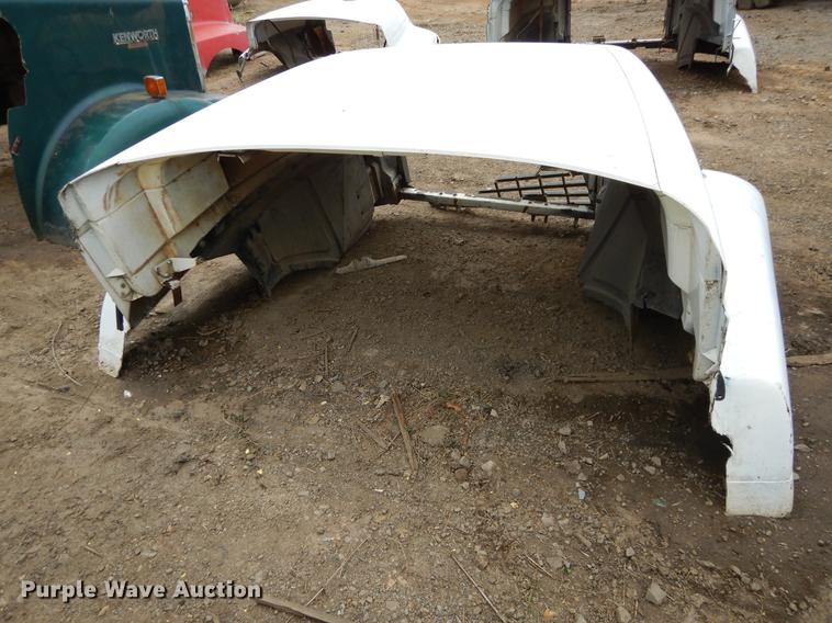image for item EJ9844 (9) truck hoods