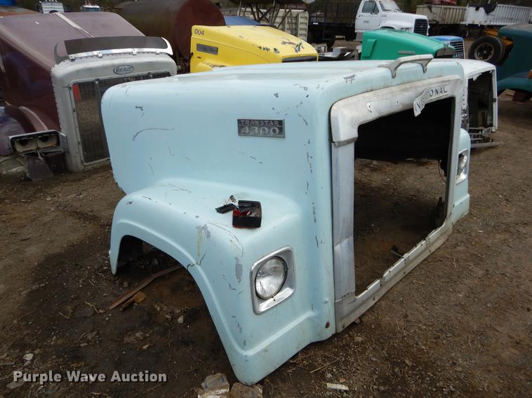 image for item EJ9844 (9) truck hoods