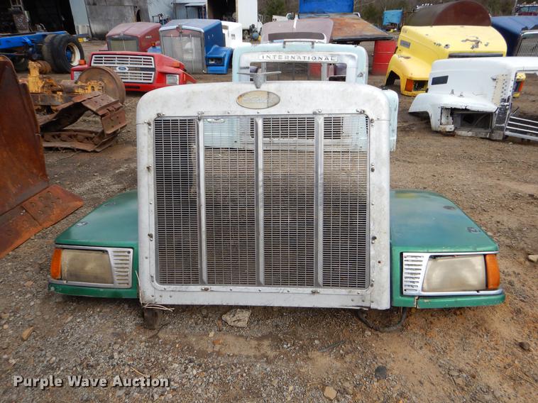 image for item EJ9844 (9) truck hoods