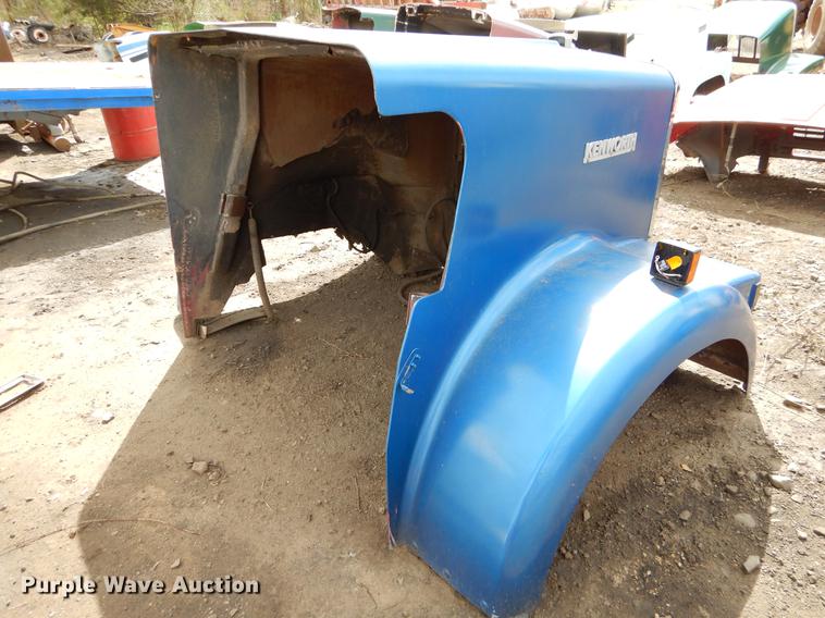image for item EJ9844 (9) truck hoods