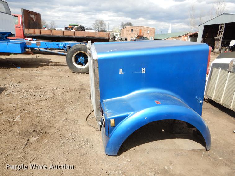 image for item EJ9844 (9) truck hoods