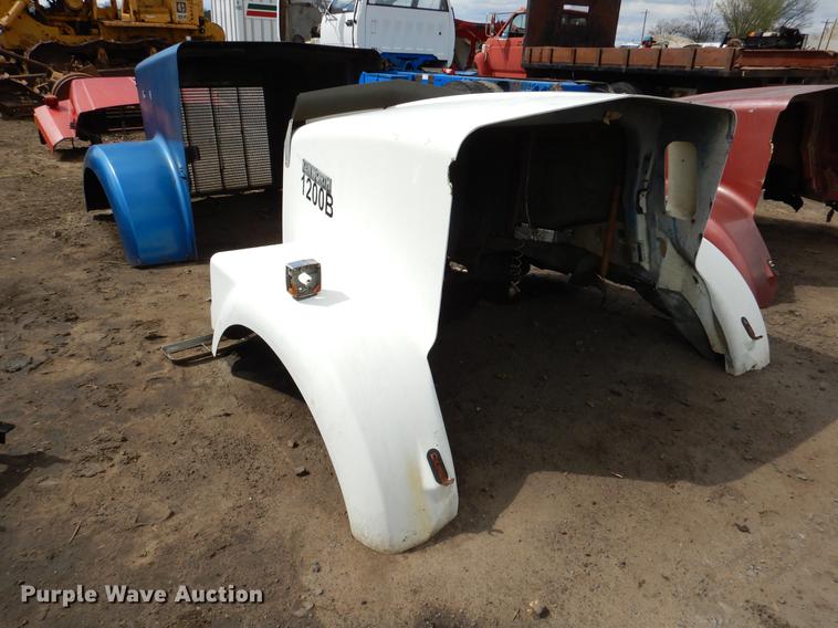 image for item EJ9844 (9) truck hoods