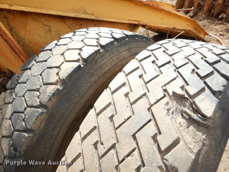 image for item EJ9845 1976 Load King D405 trailer dolly