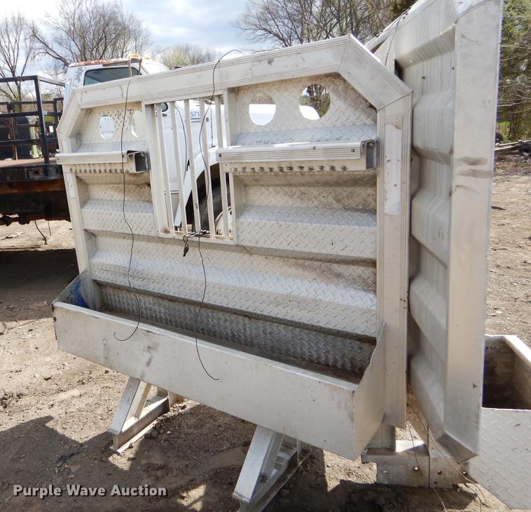 image for item EJ9847 (4) headache racks