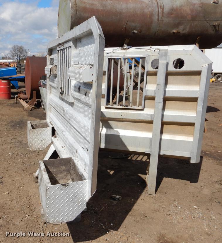 image for item EJ9847 (4) headache racks