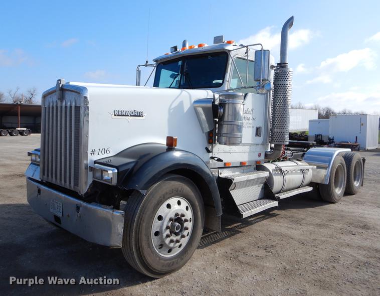 image for item EJ9854 1999 Kenworth W900 semi truck