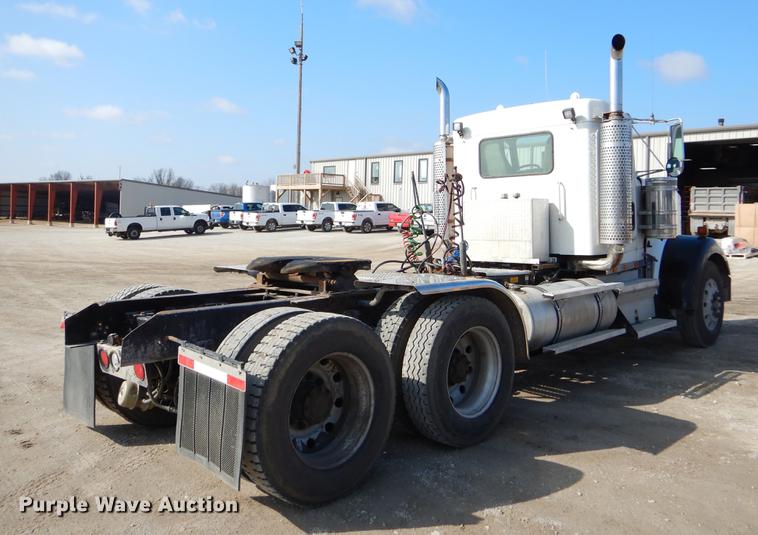 image for item EJ9854 1999 Kenworth W900 semi truck