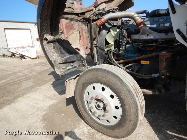 image for item EJ9854 1999 Kenworth W900 semi truck