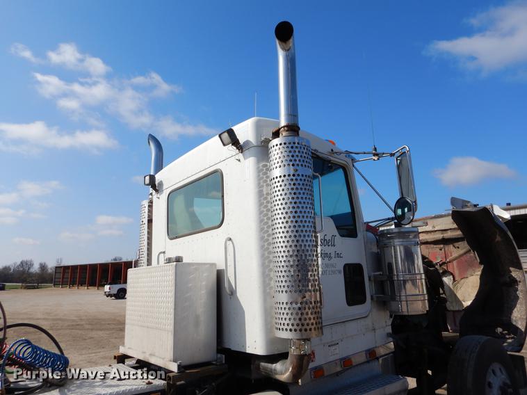 image for item EJ9854 1999 Kenworth W900 semi truck