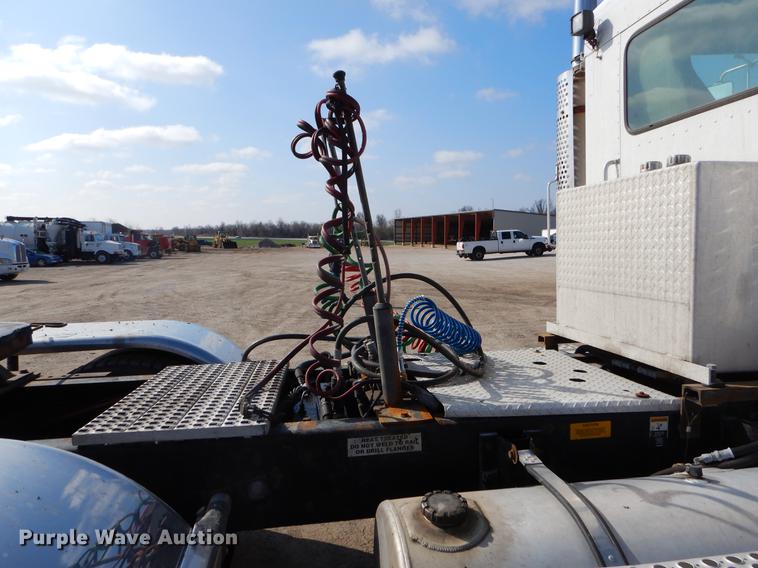 image for item EJ9854 1999 Kenworth W900 semi truck