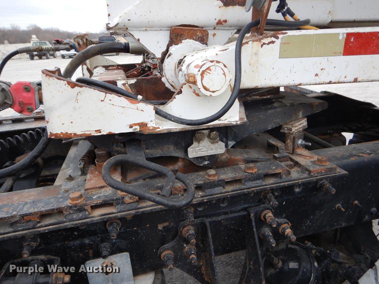 image for item EJ9873 2005 International 9900ix semi truck