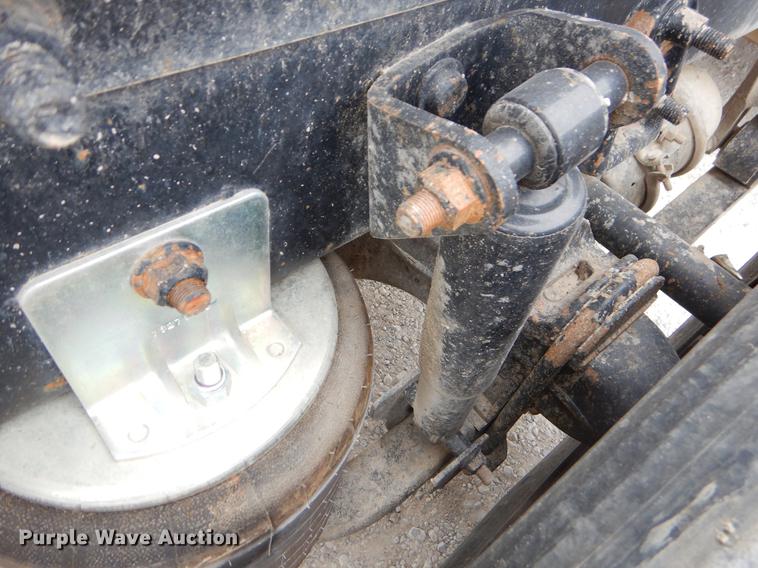 image for item EJ9873 2005 International 9900ix semi truck