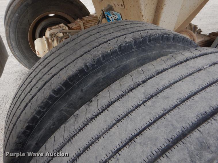 image for item EJ9874 2000 CPS end dump trailer