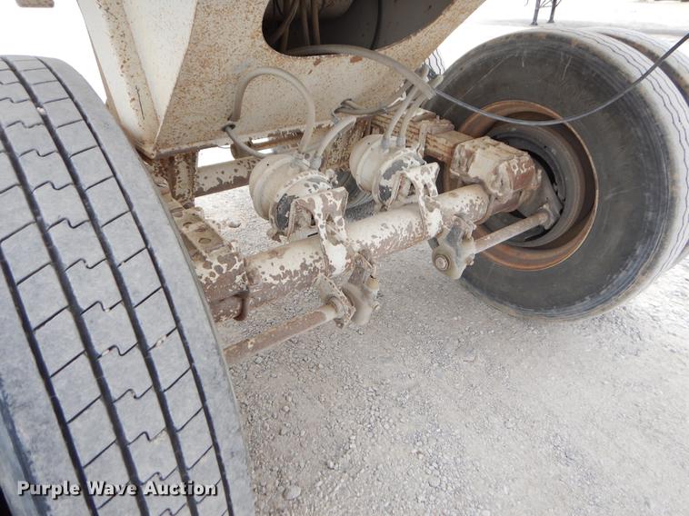 image for item EJ9874 2000 CPS end dump trailer