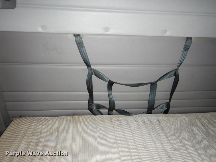 image for item EJ9916 2013 Peterbilt 386 semi truck