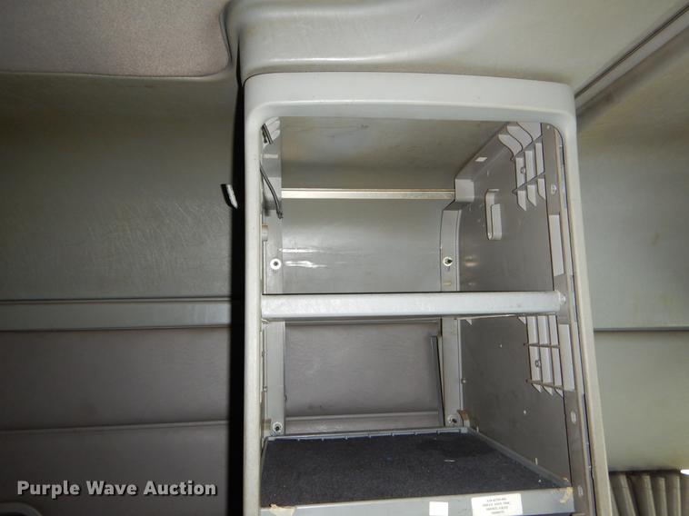 image for item EJ9917 2005 Freightliner Columbia semi truck