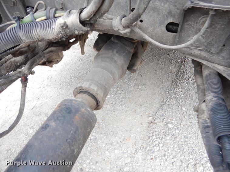 image for item EJ9917 2005 Freightliner Columbia semi truck