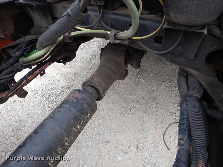 image for item EJ9918 2005 Freightliner Columbia semi truck