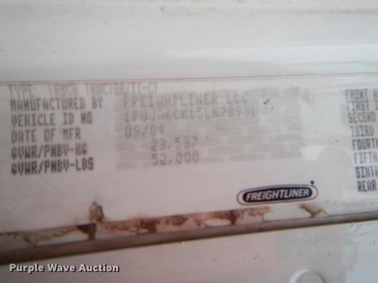 image for item EJ9918 2005 Freightliner Columbia semi truck