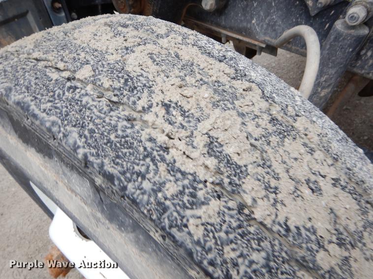 image for item EJ9919 1996 Mack CH613 semi truck