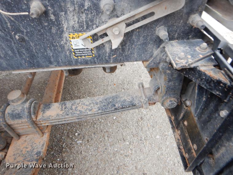 image for item EJ9919 1996 Mack CH613 semi truck