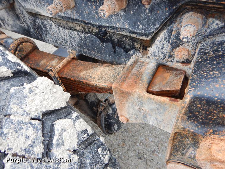 image for item EJ9919 1996 Mack CH613 semi truck